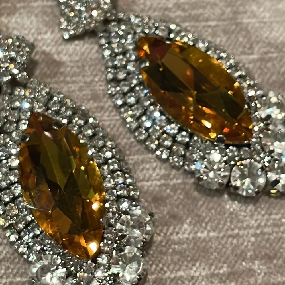 Yellow & White Austrian Crystal Earrings 3” long NWOTS - Picture 7 of 7
